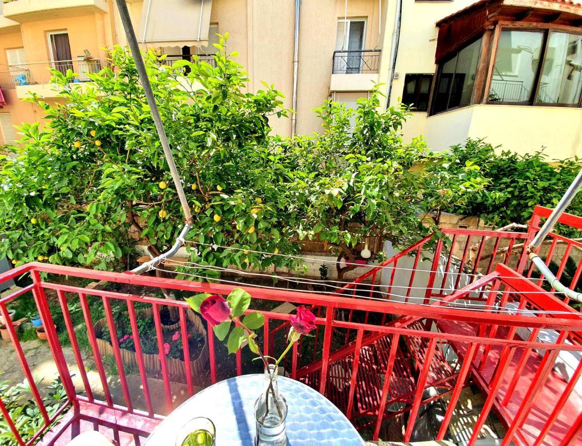 Casa Bonita, House With Private Entrance And Garden, Between Center And Sea Aten Exteriör bild
